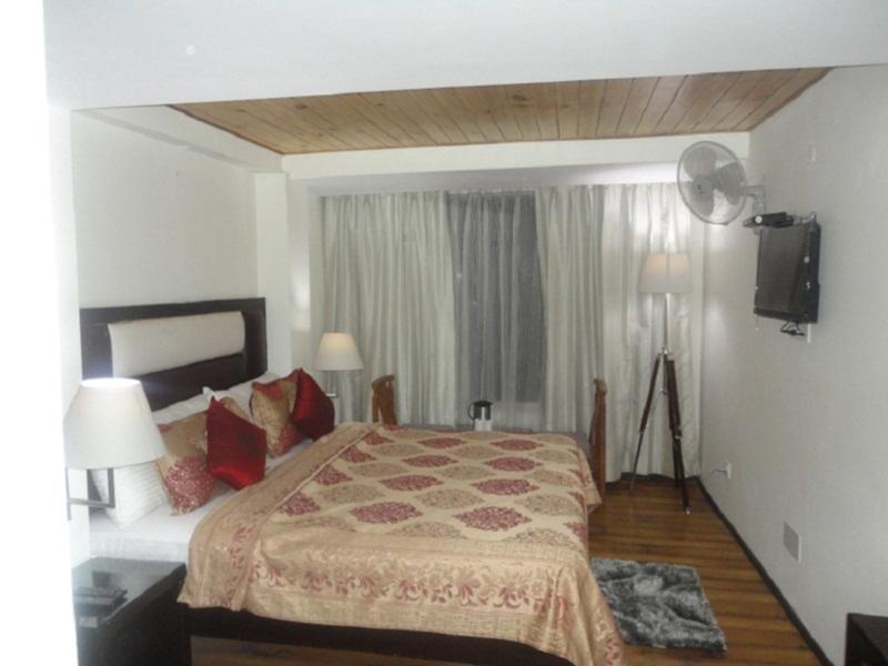 Swiss Wood Hotel Manāli Kültér fotó