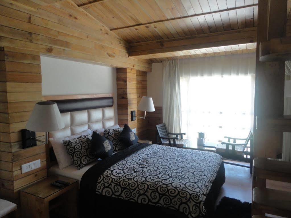 Swiss Wood Hotel Manāli Kültér fotó